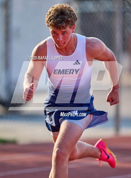 Thumbnail 1 in Eagle No Tax Relays (4x100M) photogallery.