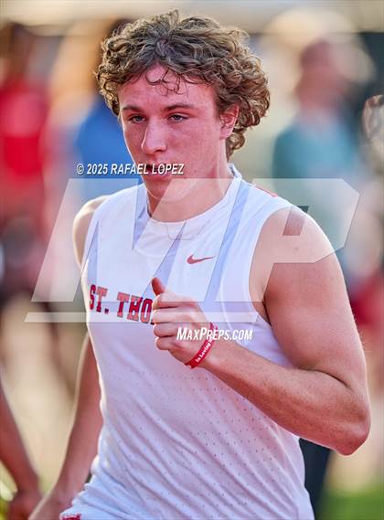 Thumbnail 2 in Eagle No Tax Relays (4x100M) photogallery.