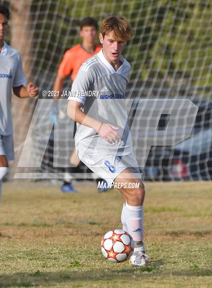 Thumbnail 1 in Bishop Gorman @ Liberty photogallery.