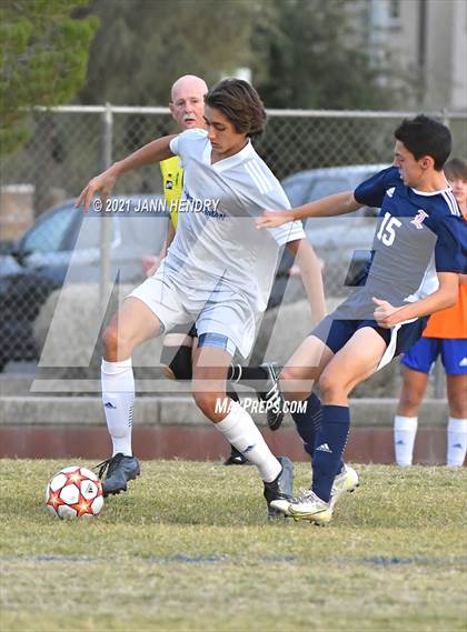 Thumbnail 2 in Bishop Gorman @ Liberty photogallery.
