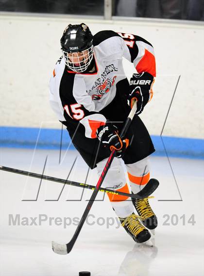 Thumbnail 1 in White Plains @ Mamaroneck photogallery.