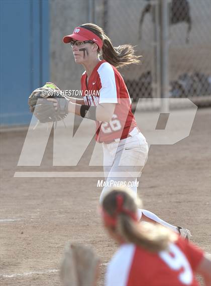 Thumbnail 2 in Mater Dei vs. Los Altos (Alan Dugard Classic) photogallery.