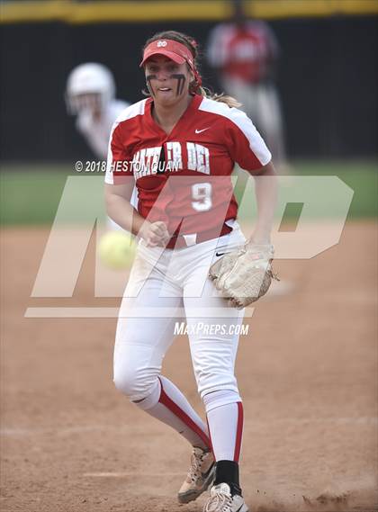 Thumbnail 1 in Mater Dei vs. Los Altos (Alan Dugard Classic) photogallery.