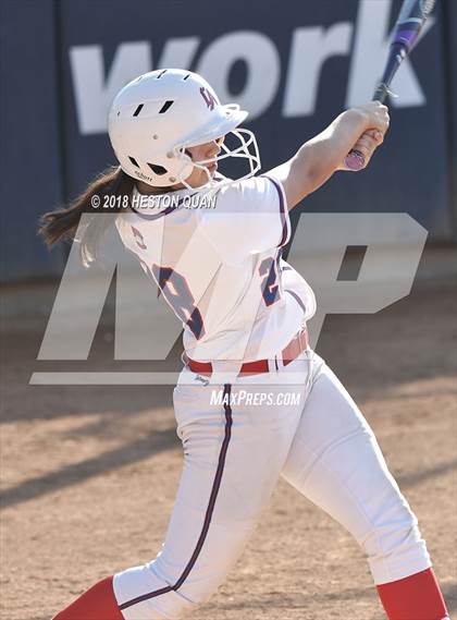 Thumbnail 2 in Mater Dei vs. Los Altos (Alan Dugard Classic) photogallery.