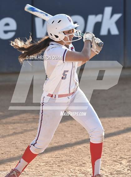 Thumbnail 2 in Mater Dei vs. Los Altos (Alan Dugard Classic) photogallery.