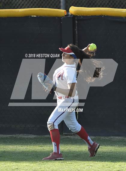 Thumbnail 2 in Mater Dei vs. Los Altos (Alan Dugard Classic) photogallery.