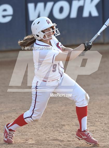 Thumbnail 1 in Mater Dei vs. Los Altos (Alan Dugard Classic) photogallery.