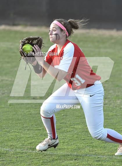 Thumbnail 3 in Mater Dei vs. Los Altos (Alan Dugard Classic) photogallery.