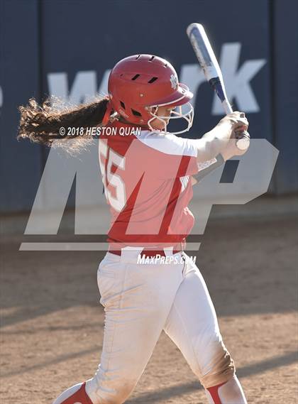 Thumbnail 3 in Mater Dei vs. Los Altos (Alan Dugard Classic) photogallery.