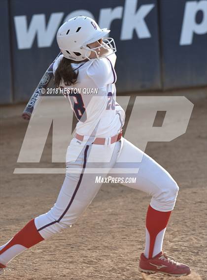 Thumbnail 2 in Mater Dei vs. Los Altos (Alan Dugard Classic) photogallery.