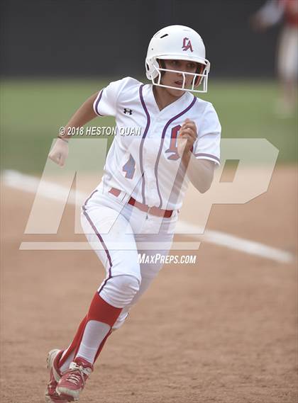 Thumbnail 1 in Mater Dei vs. Los Altos (Alan Dugard Classic) photogallery.