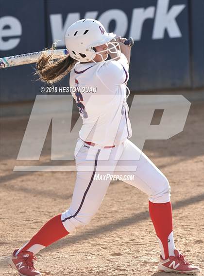 Thumbnail 1 in Mater Dei vs. Los Altos (Alan Dugard Classic) photogallery.