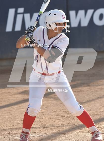 Thumbnail 3 in Mater Dei vs. Los Altos (Alan Dugard Classic) photogallery.