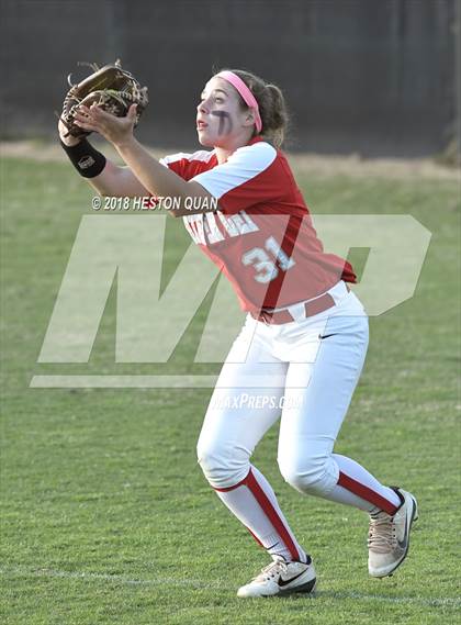 Thumbnail 1 in Mater Dei vs. Los Altos (Alan Dugard Classic) photogallery.