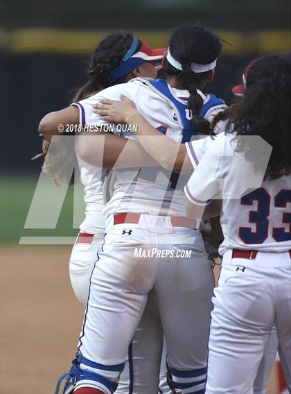 Thumbnail 2 in Mater Dei vs. Los Altos (Alan Dugard Classic) photogallery.