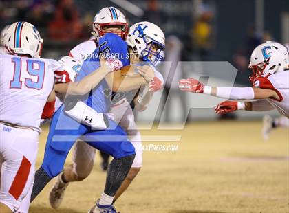 Thumbnail 2 in Hennessey vs Chisholm photogallery.