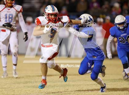Thumbnail 1 in Hennessey vs Chisholm photogallery.