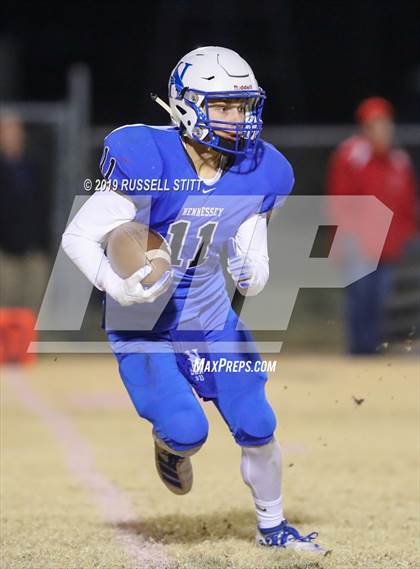 Thumbnail 2 in Hennessey vs Chisholm photogallery.