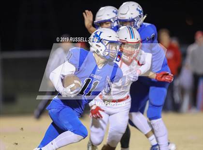 Thumbnail 3 in Hennessey vs Chisholm photogallery.