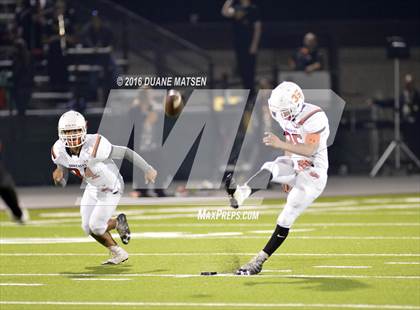 Thumbnail 1 in Lorena vs. Gonzales Lorena vs. Gonzales (UIL 4A Bi-District Playoff) photogallery.