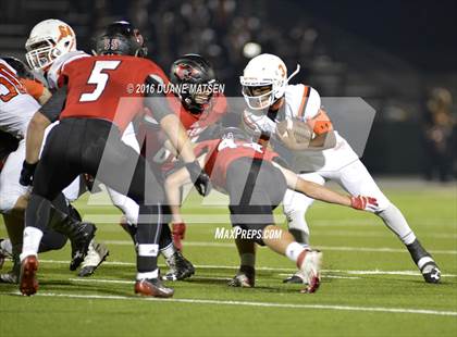 Thumbnail 3 in Lorena vs. Gonzales Lorena vs. Gonzales (UIL 4A Bi-District Playoff) photogallery.