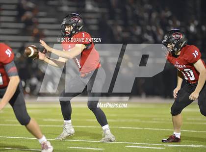 Thumbnail 3 in Lorena vs. Gonzales Lorena vs. Gonzales (UIL 4A Bi-District Playoff) photogallery.