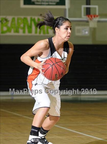 Thumbnail 1 in Cordova vs. Roseville (Ram Jam Winter Classic) photogallery.