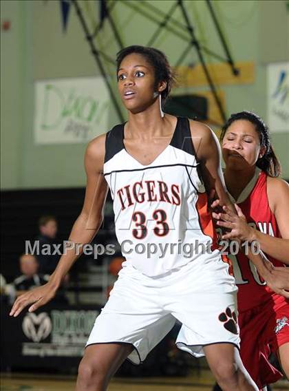 Thumbnail 3 in Cordova vs. Roseville (Ram Jam Winter Classic) photogallery.