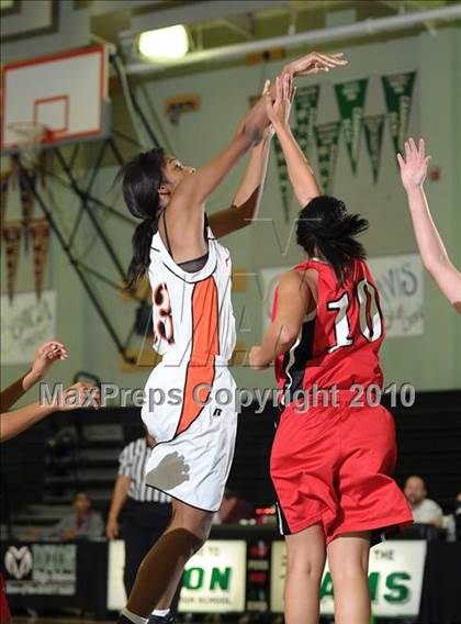 Thumbnail 2 in Cordova vs. Roseville (Ram Jam Winter Classic) photogallery.