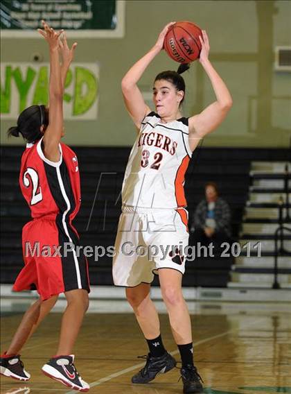 Thumbnail 2 in Cordova vs. Roseville (Ram Jam Winter Classic) photogallery.