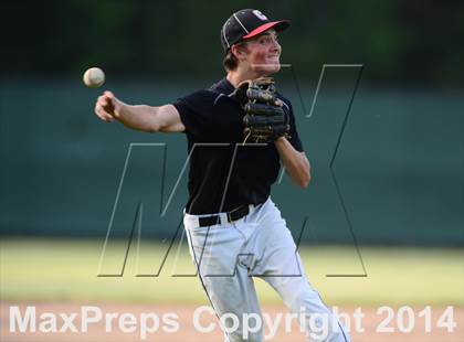 Thumbnail 1 in Thomaston vs. Cromwell  (CIAC Class S Semifinal) photogallery.