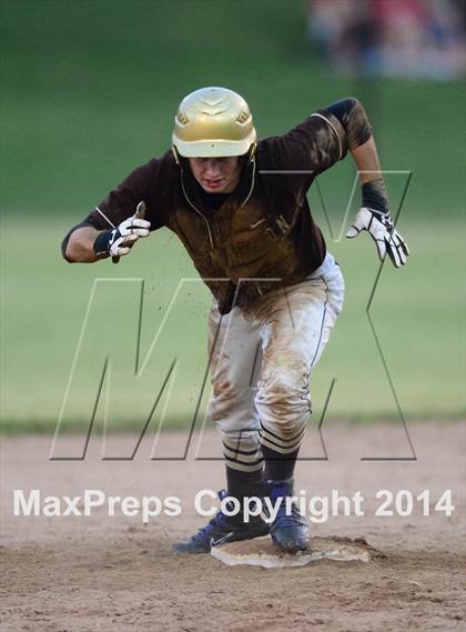 Thumbnail 1 in Thomaston vs. Cromwell  (CIAC Class S Semifinal) photogallery.