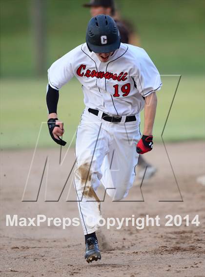 Thumbnail 2 in Thomaston vs. Cromwell  (CIAC Class S Semifinal) photogallery.