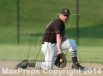 Thumbnail 1 in Thomaston vs. Cromwell  (CIAC Class S Semifinal) photogallery.