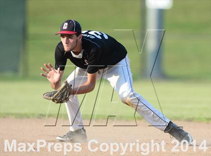 Thumbnail 2 in Thomaston vs. Cromwell  (CIAC Class S Semifinal) photogallery.