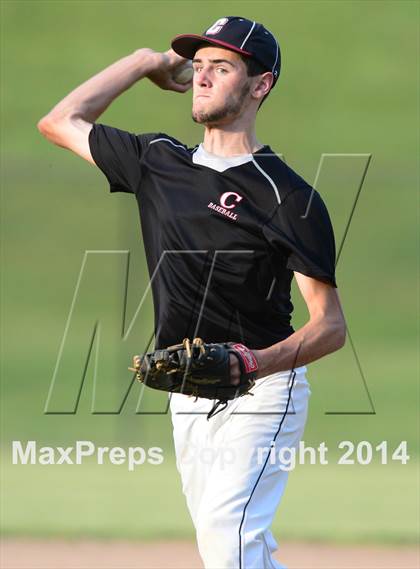 Thumbnail 3 in Thomaston vs. Cromwell  (CIAC Class S Semifinal) photogallery.