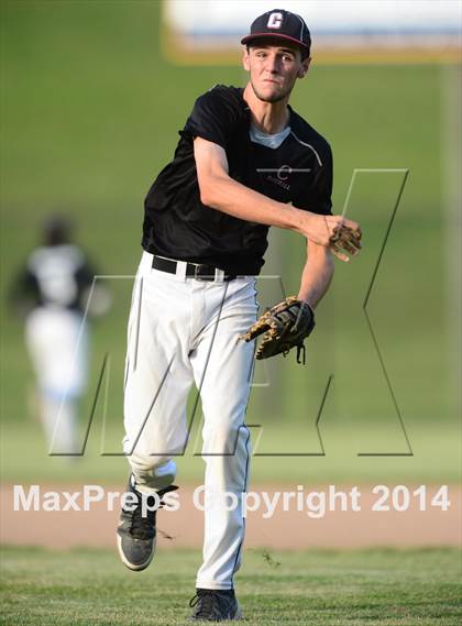 Thumbnail 2 in Thomaston vs. Cromwell  (CIAC Class S Semifinal) photogallery.