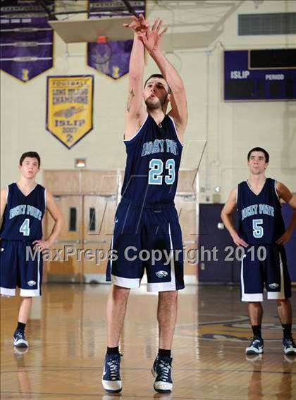 Thumbnail 1 in Rocky Point @ Islip photogallery.