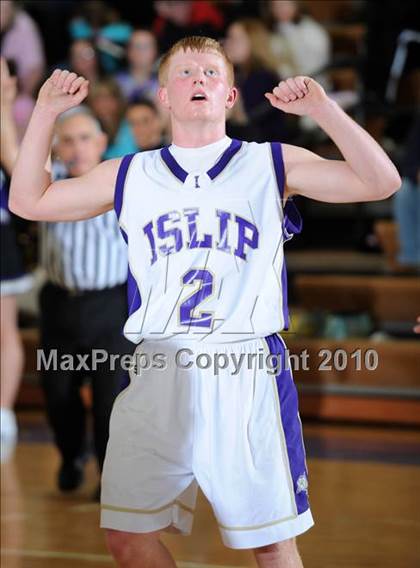 Thumbnail 2 in Rocky Point @ Islip photogallery.