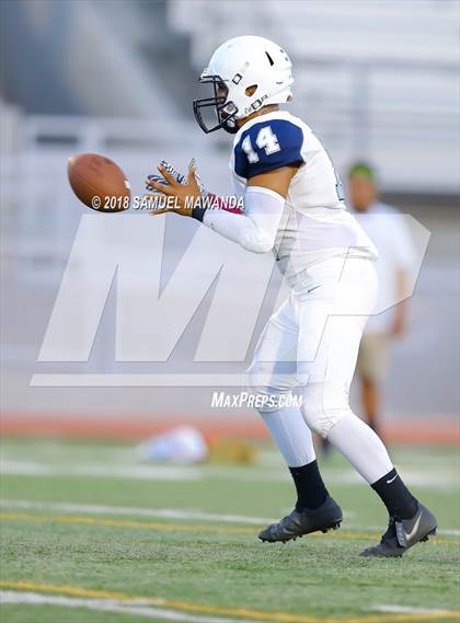 Thumbnail 1 in Milken vs. Fulton photogallery.