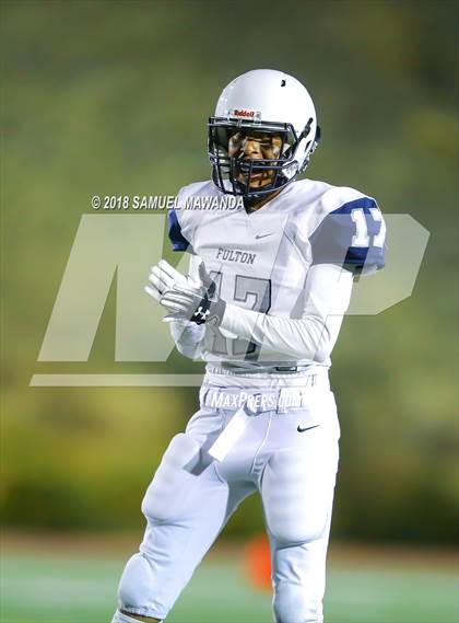 Thumbnail 3 in Milken vs. Fulton photogallery.