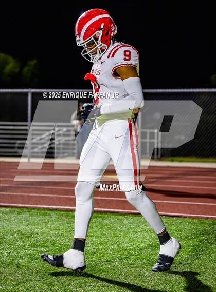 Thumbnail 2 in Mater Dei @ Centennial (CIF SS D1 Semifinal) photogallery.