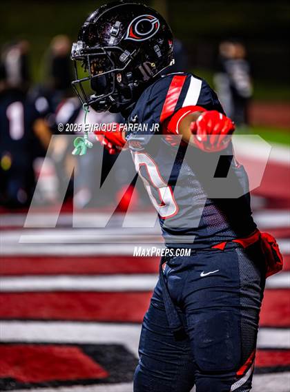 Thumbnail 1 in Mater Dei @ Centennial (CIF SS D1 Semifinal) photogallery.