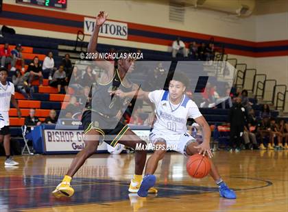 Thumbnail 2 in Desert Pines vs. Oak Ridge (Tarkanian Classic) photogallery.