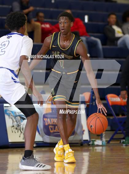 Thumbnail 1 in Desert Pines vs. Oak Ridge (Tarkanian Classic) photogallery.