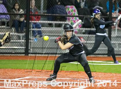 Thumbnail 3 in Chief Sealth @ Eastside Catholic photogallery.