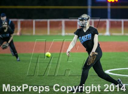 Thumbnail 3 in Chief Sealth @ Eastside Catholic photogallery.