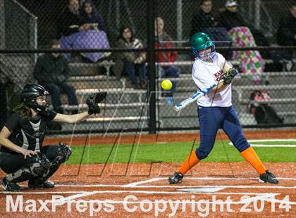 Thumbnail 2 in Chief Sealth @ Eastside Catholic photogallery.