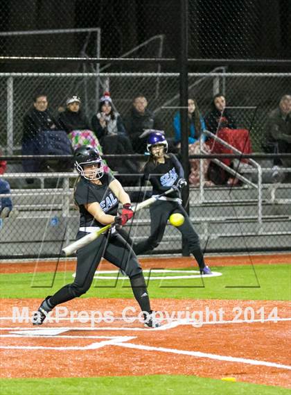 Thumbnail 2 in Chief Sealth @ Eastside Catholic photogallery.