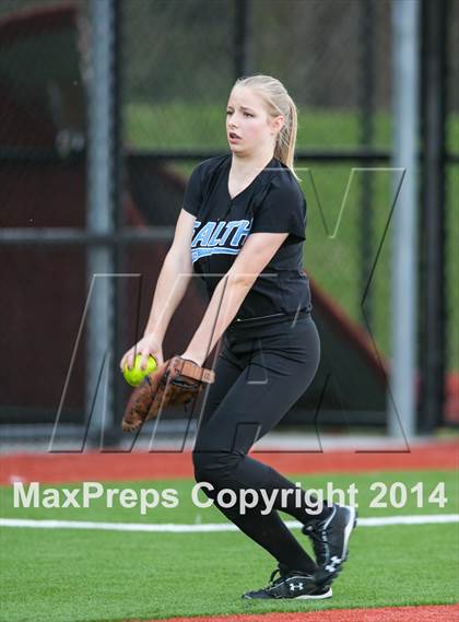 Thumbnail 3 in Chief Sealth @ Eastside Catholic photogallery.